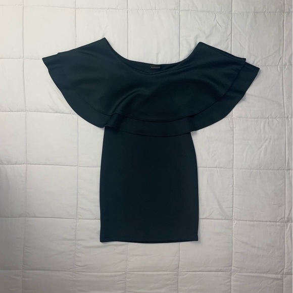 𝅺yaya & Co. Off Shoulder Pop Over Cocktail Dress | Forest Green - Picture 3 of 4